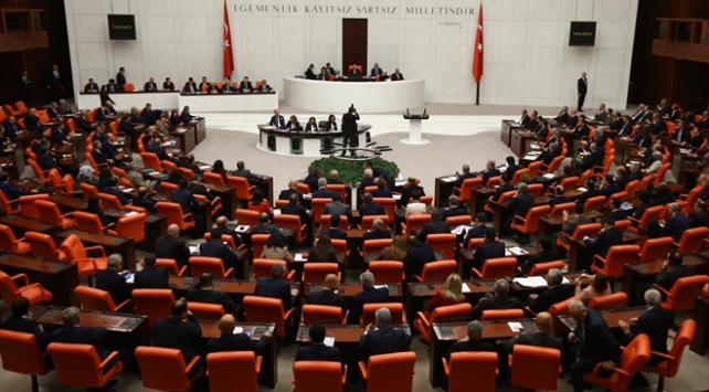 Üniversite Mezunu İşçileri (Üniversiteli İşçiler) İlgilendiren Kanun Teklifi TBMM’de